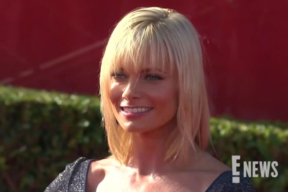 De la TV a la suscripción: Jaime Pressly revoluciona las redes con su llegada a OnlyFans a los 48 años