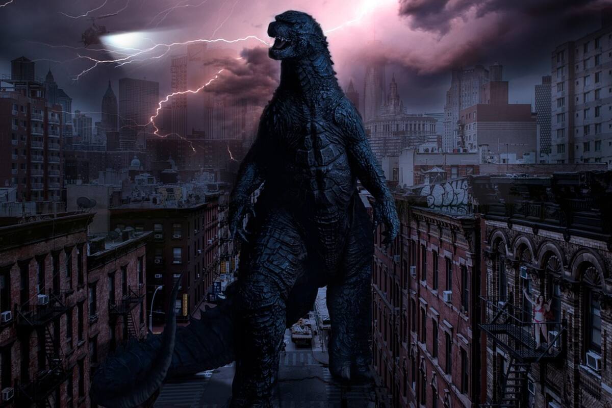 Graban diminuto “Godzilla” nadando en Islas Galápagos
