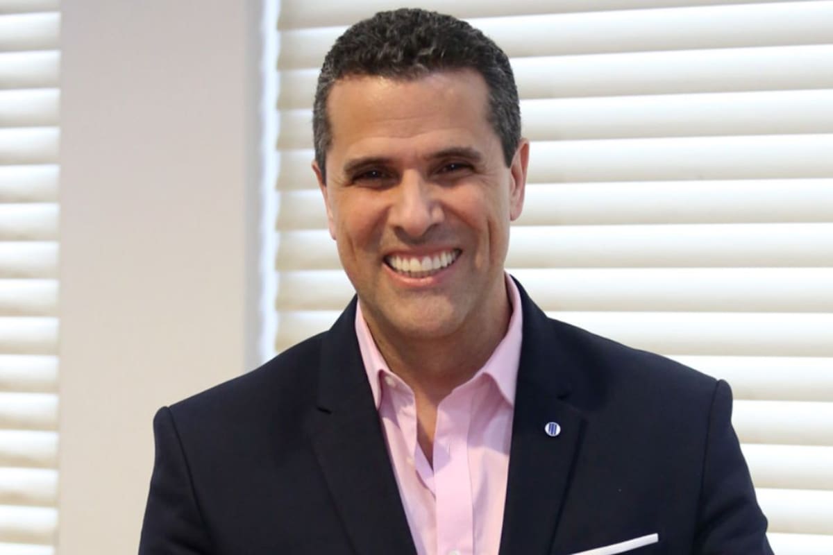 Marco Antonio Regil confirma nueva relación tras 14 años de soltería