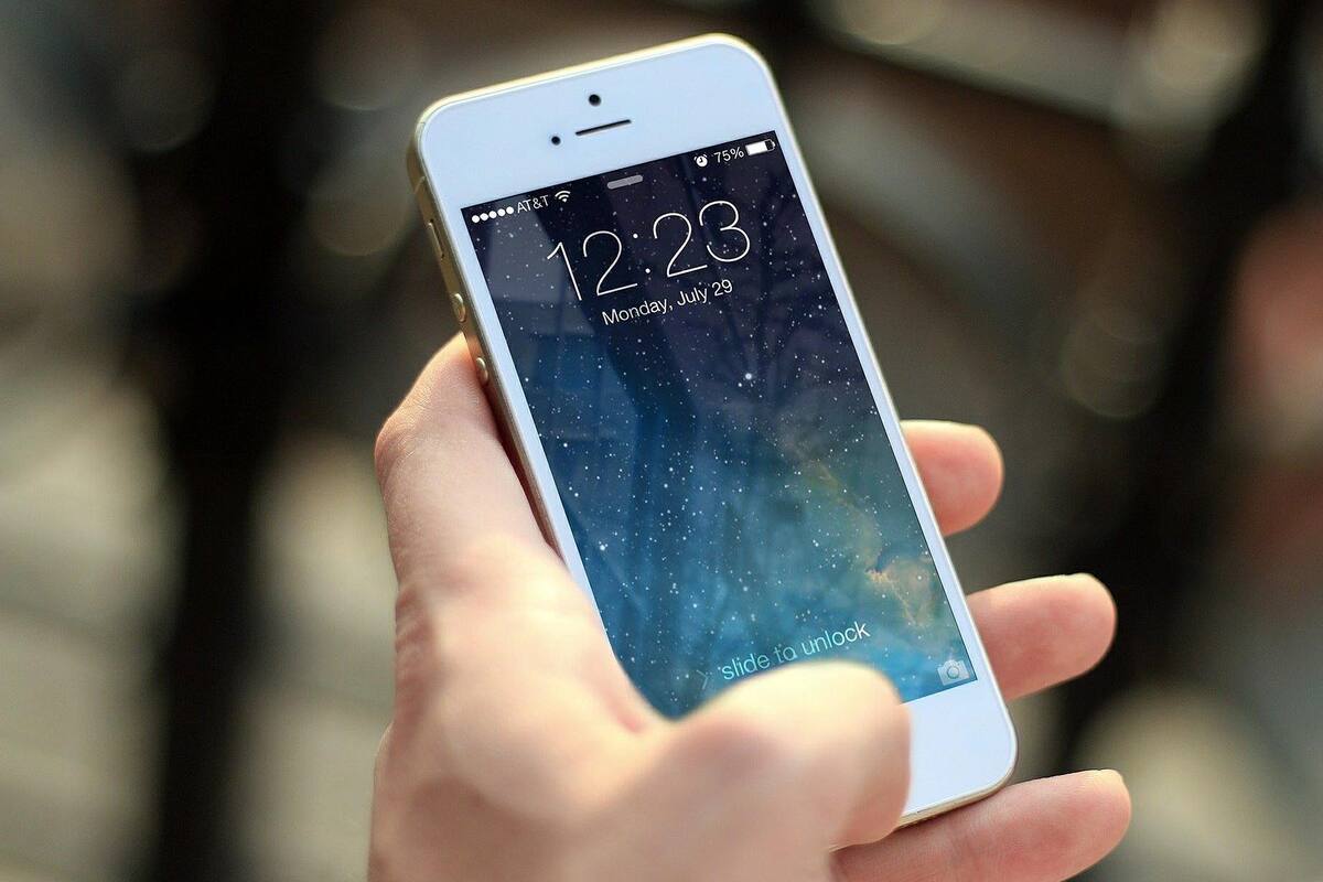 Proponen rastreo de smartphones para detener contagios de coronavirus