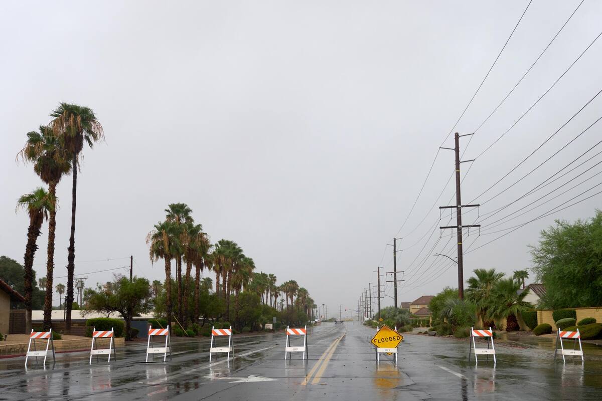 California emite alertas de evacuación ante amenaza de inundación por tormenta