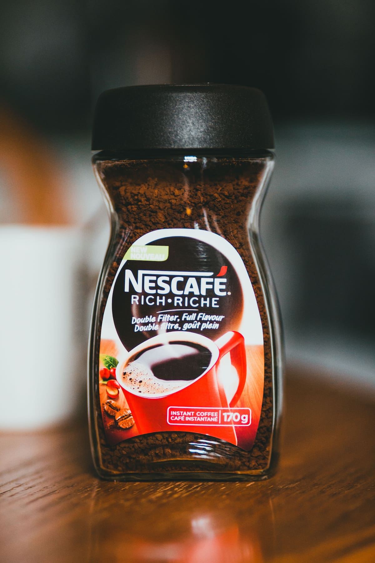 Cinco ideas prácticas para reutilizar frascos de café en casa | Foto: pexels