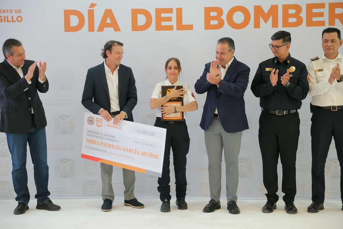 Reconoce Antonio Astiazarán heroica labor de Bomberos de Hermosillo