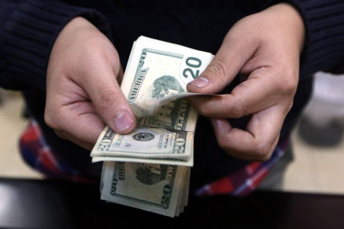 Peso se deprecia ante nerviosismo por aranceles de Trump