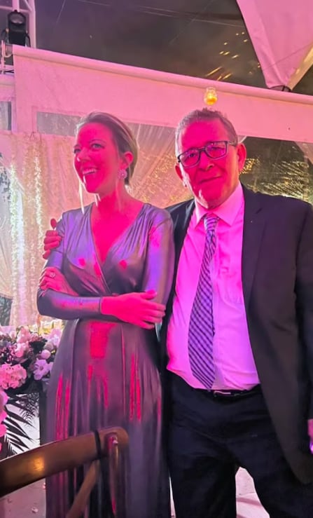 Fernanda Castillo y su papá.