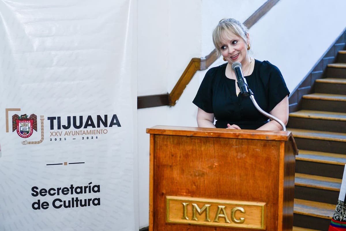 Nuria Pujol-Caire presenta en Tijuana la exposición “Caos/Cosmos”, un viaje entre el universo y el ser humano