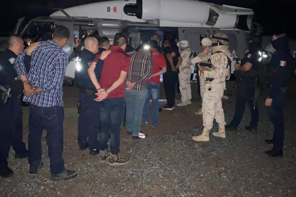 Detiene Policía Estatal de Seguridad Pública a cinco hombres en Caborca