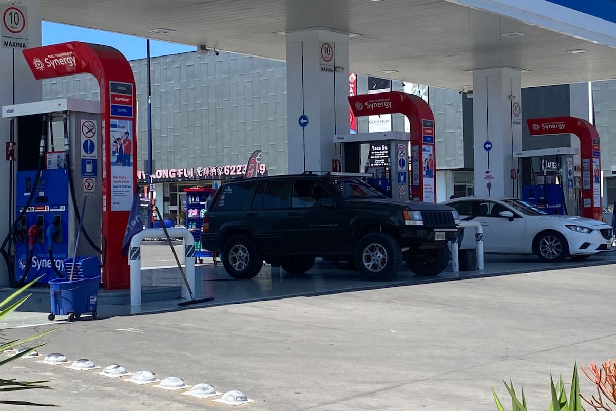 Resienten tijuanenses alza en precios de combustibles