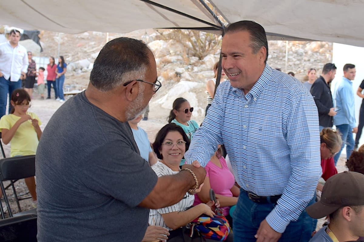 Entrega Antonio Astiazarán primera etapa de Centro Comunitario Las Lomas