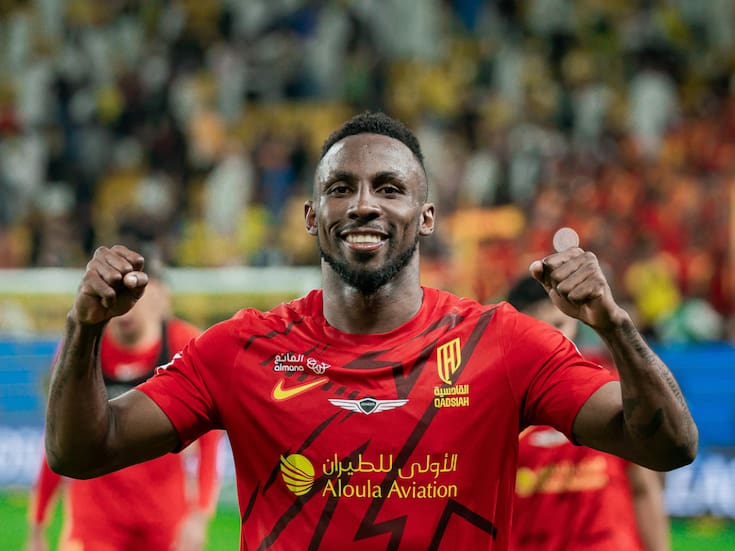 Julián Quiñones es criticado por afición del Al-Qadsiah y rompe el silencio tras el empate