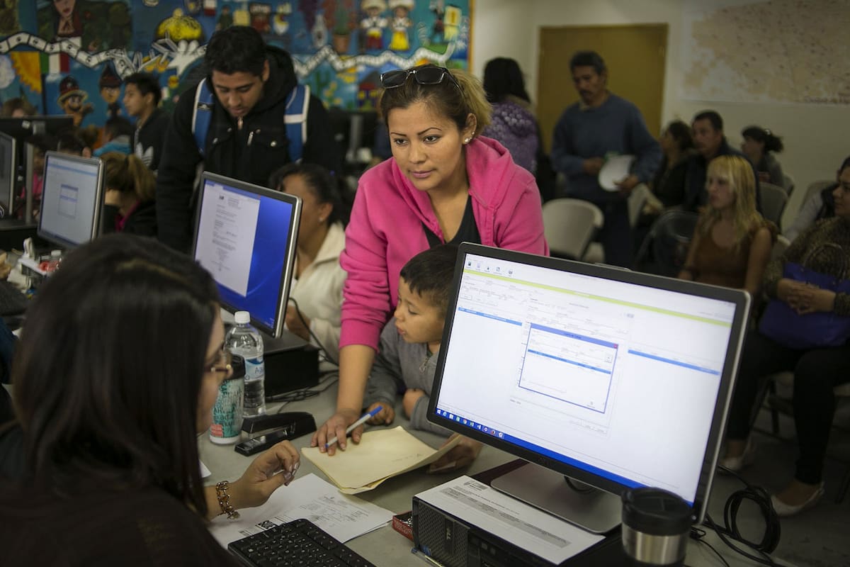 Inicia entrega de cartas de notificación de inscripciones a educación básica