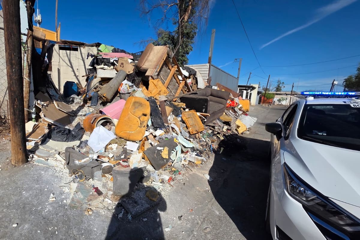 Convierten casa en basurero y reciben multa de más de 11 mil pesos en Mexicali