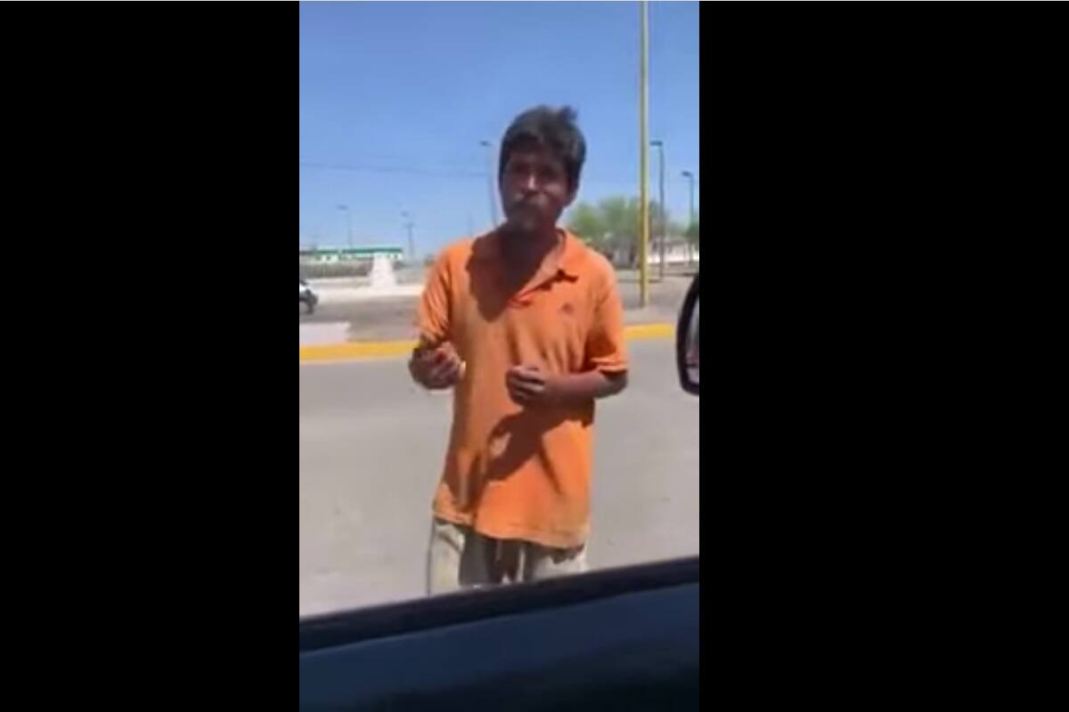 VIDEO: "Chambear no me place" así respondió a oferta de trabajo un hombre que pedía dinero