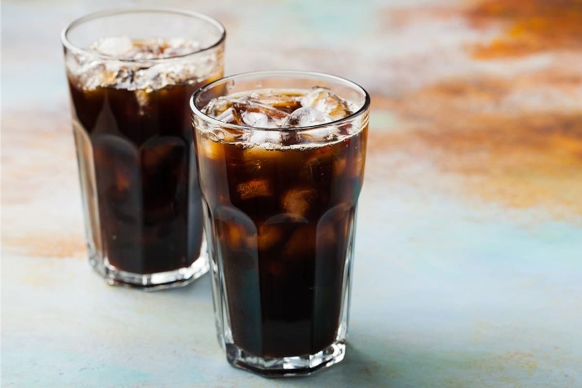 Cuatro bebidas que podrían afectar a tus riñones: Secretaría de Salud