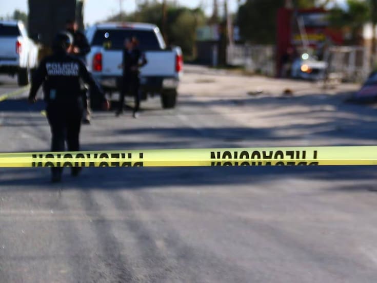 Joven de 22 años resulta con herida de bala mientras esperaba su transporte laboral en la colonia Nuevo Hermosillo