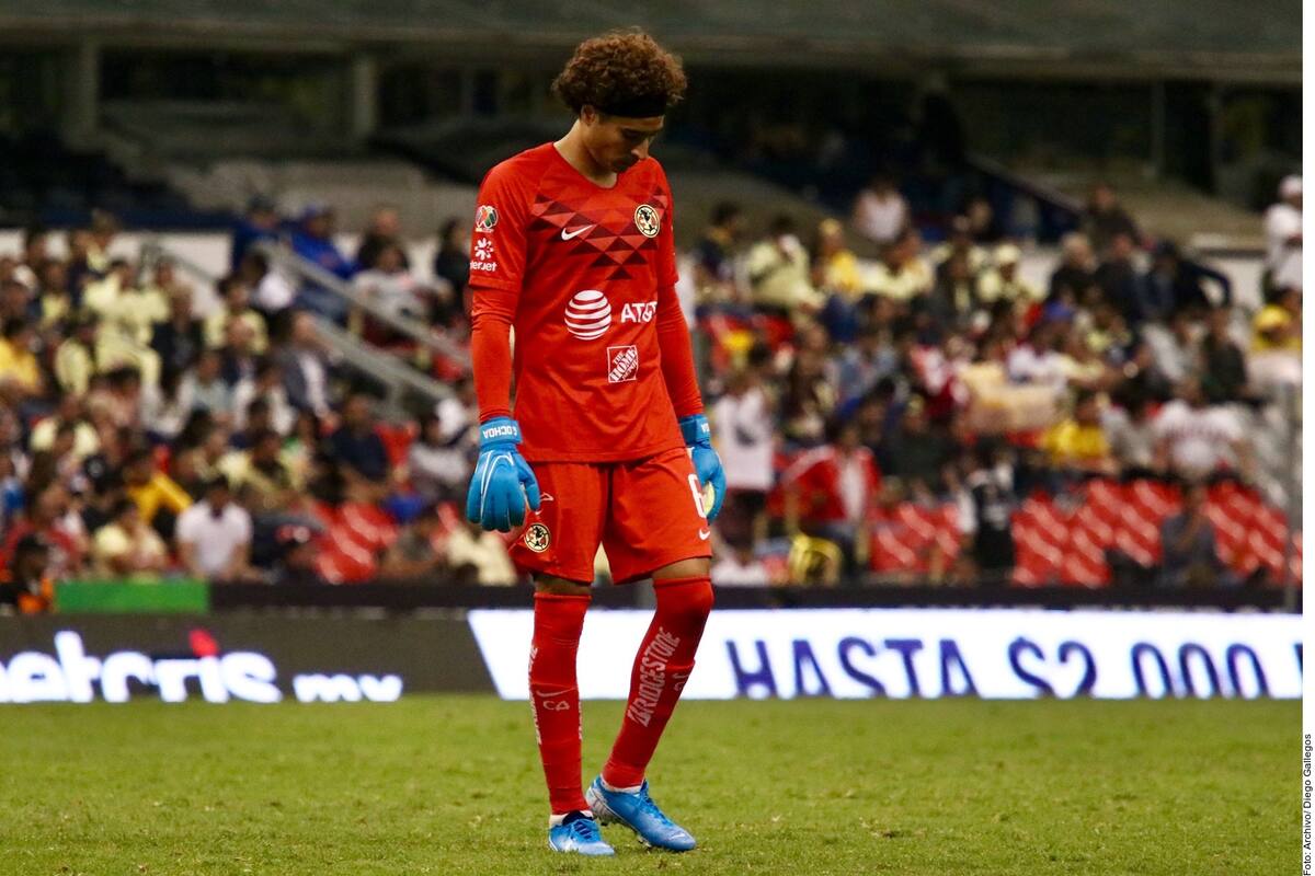 ¡Pesadilla! El último clásico de Guillermo Ochoa vs Chivas
