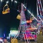 VIDEO: Cabina de teleférico cae en la Feria Carmen 2026; suspenden la atracción para una inspección