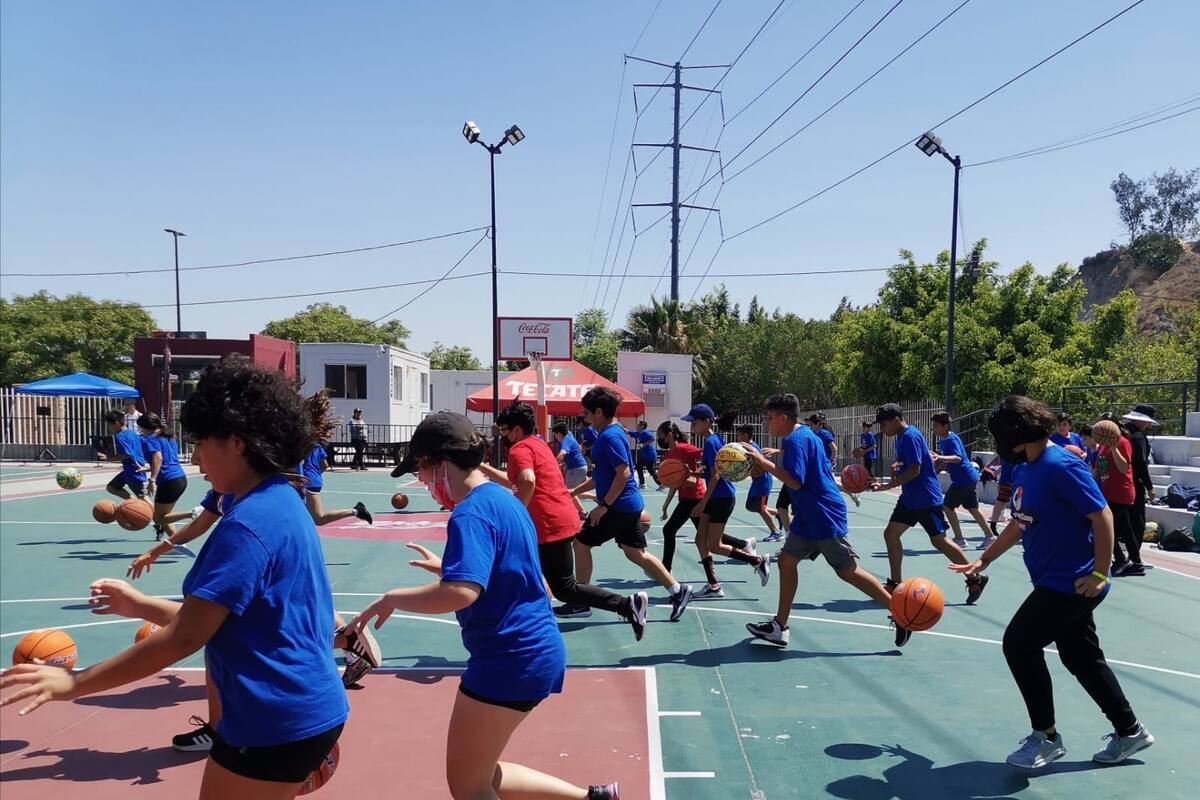 Más de 2 mil niños inician campamento deportivo de verano 2024
