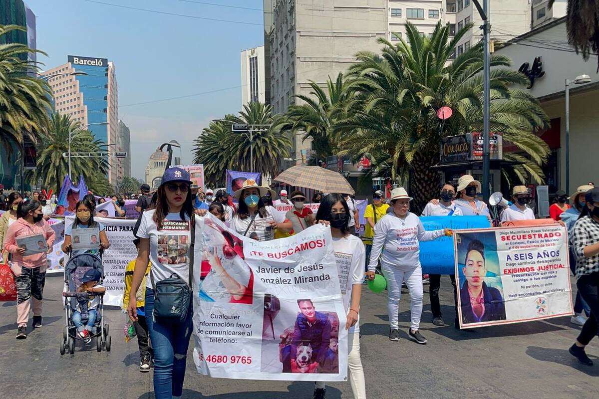 CDMX: Marchan niños y niñas en contra de las desapariciones y la violencia