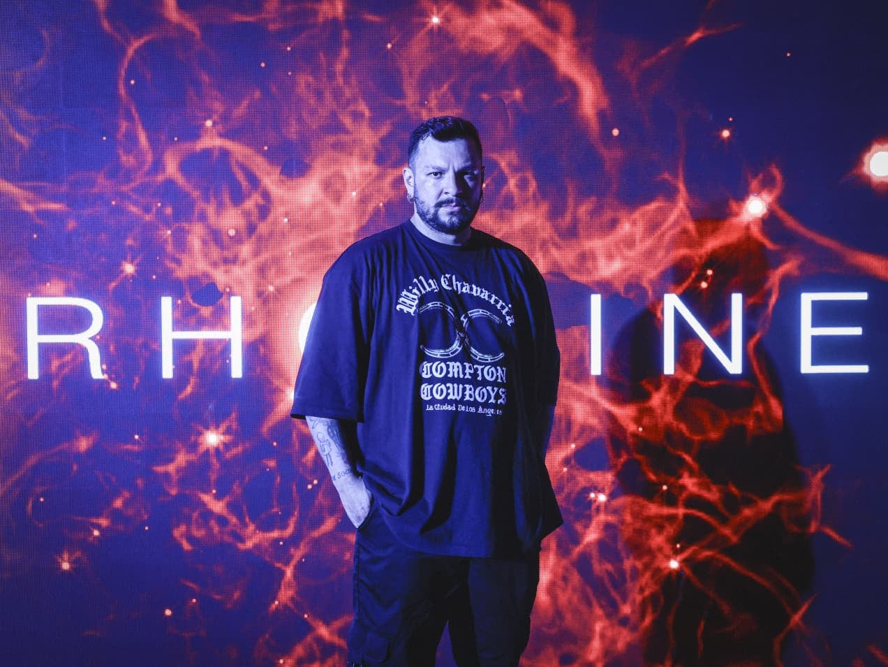 El diseñador cachanilla Heriberto Celaya, creador de la marca Rhodine, presentó parte de su propuesta y trabajo, con el que ha colaborado con el cantante Bad Bunny. Foto: Juan J. Morales.