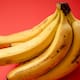 ¿Comer banana protege el corazón? cómo su contenido de potasio y fibra ayuda a controlar la presión y el colesterol