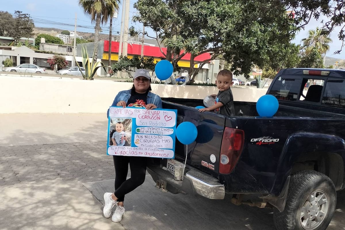 Padres de Ensenada piden apoyo para realizar dos cirugías de corazón a su hijo