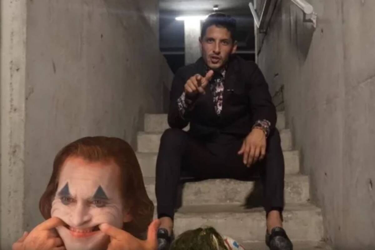 Ángel Reyna se hace youtuber para olvidar deudas en Veracruz