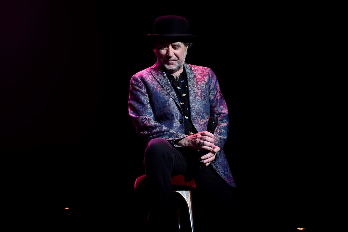 Joaquín Sabina se encuentra estable tras ser intervenido por lesión en el cráneo