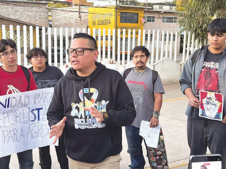 Investigan agresión a menor en unidad deportiva de Nogales; tras ser captada en video, se desatan protestas y suspenden a empleados