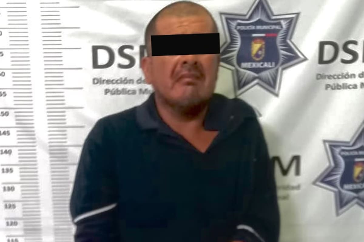 Policías escuchan gritos de auxilio durante patrullaje y rescatan a mujer presuntamente retenida por su expareja