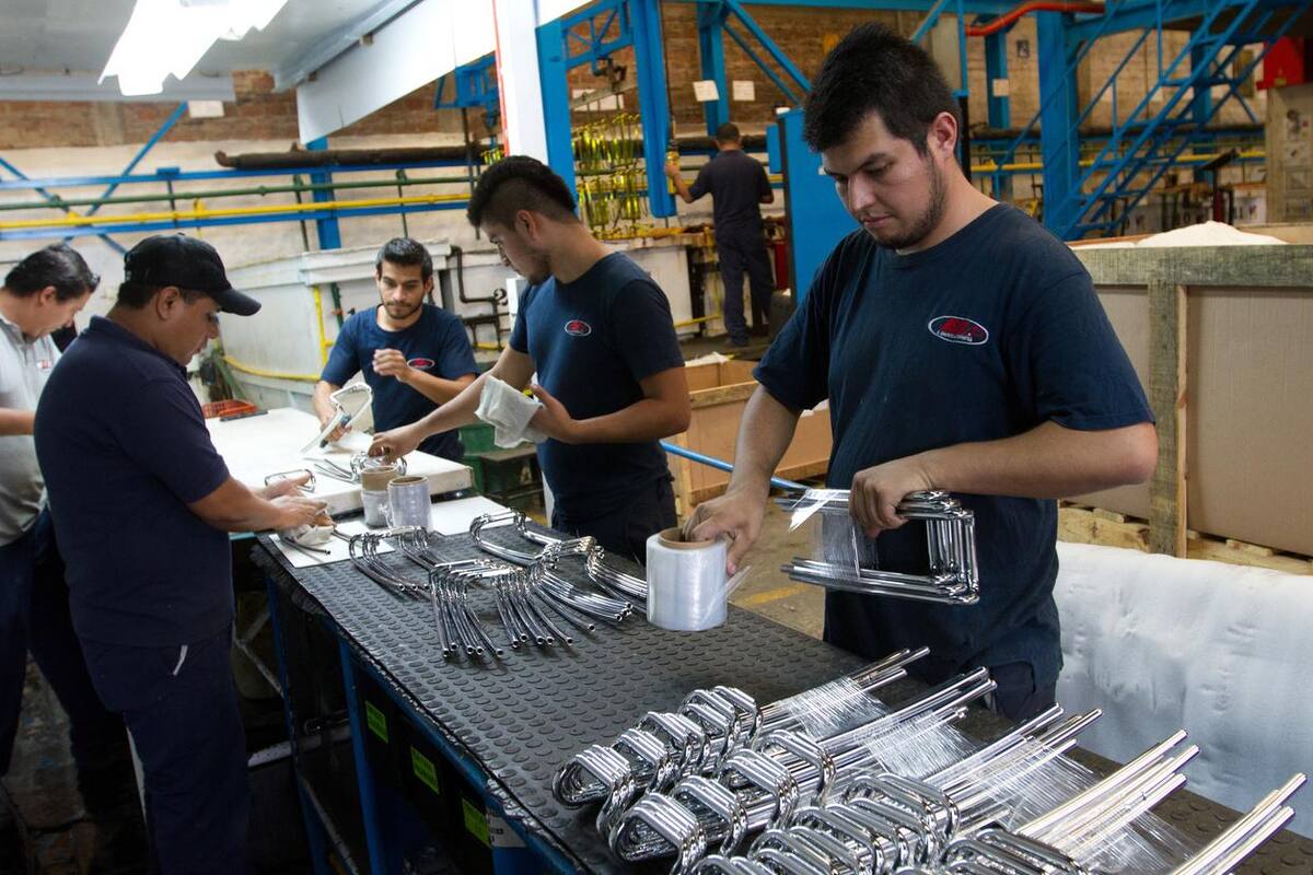 México crea más de 165 mil empleos formales en noviembre y alcanza cifra récord