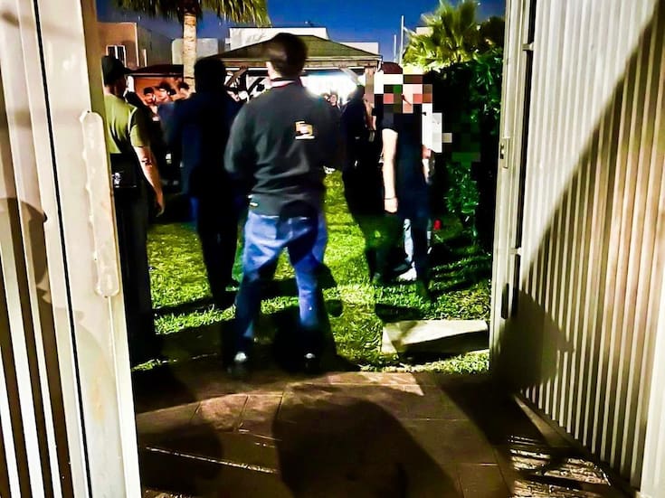 Podría tipificarse como corrupción de menores