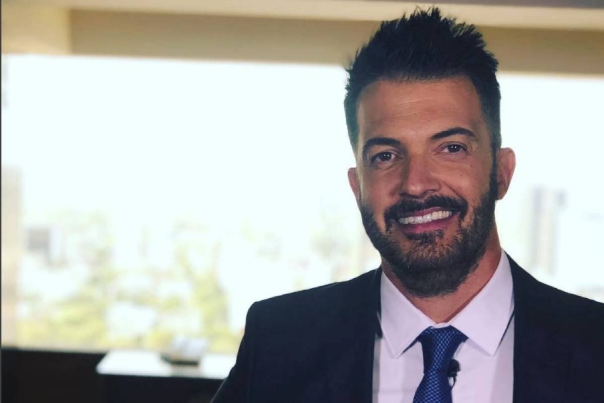 Fer del Solar emocionado por estar el Día del Padre junto a sus hijos