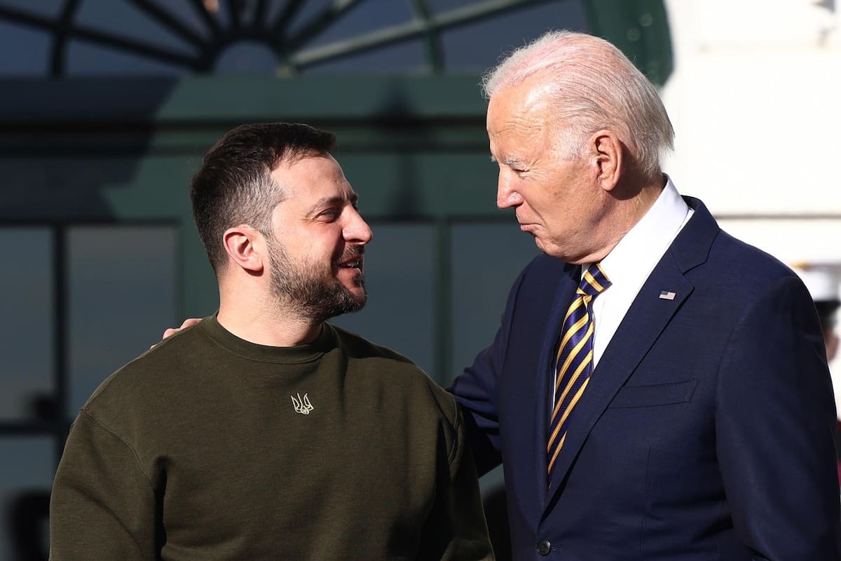 Volodímir Zelenski agradece a EU que lo ayude en la guerra; señalan pedirá más armas
