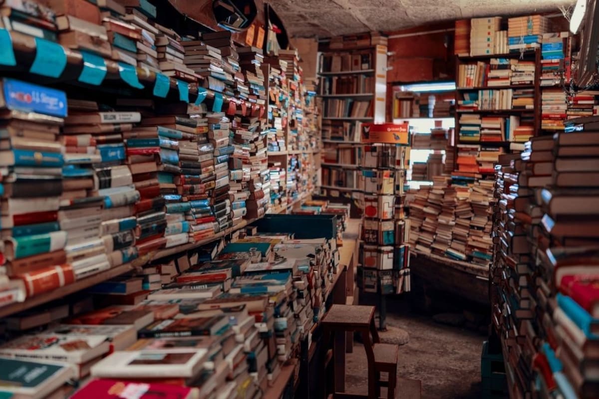 El Gobierno federal propone otorgar tasa cero de IVA a librerías pequeñas y medianas en el Paquete Económico 2027, medida que transferirá hasta 250 millones de pesos para dar liquidez al sector editorial