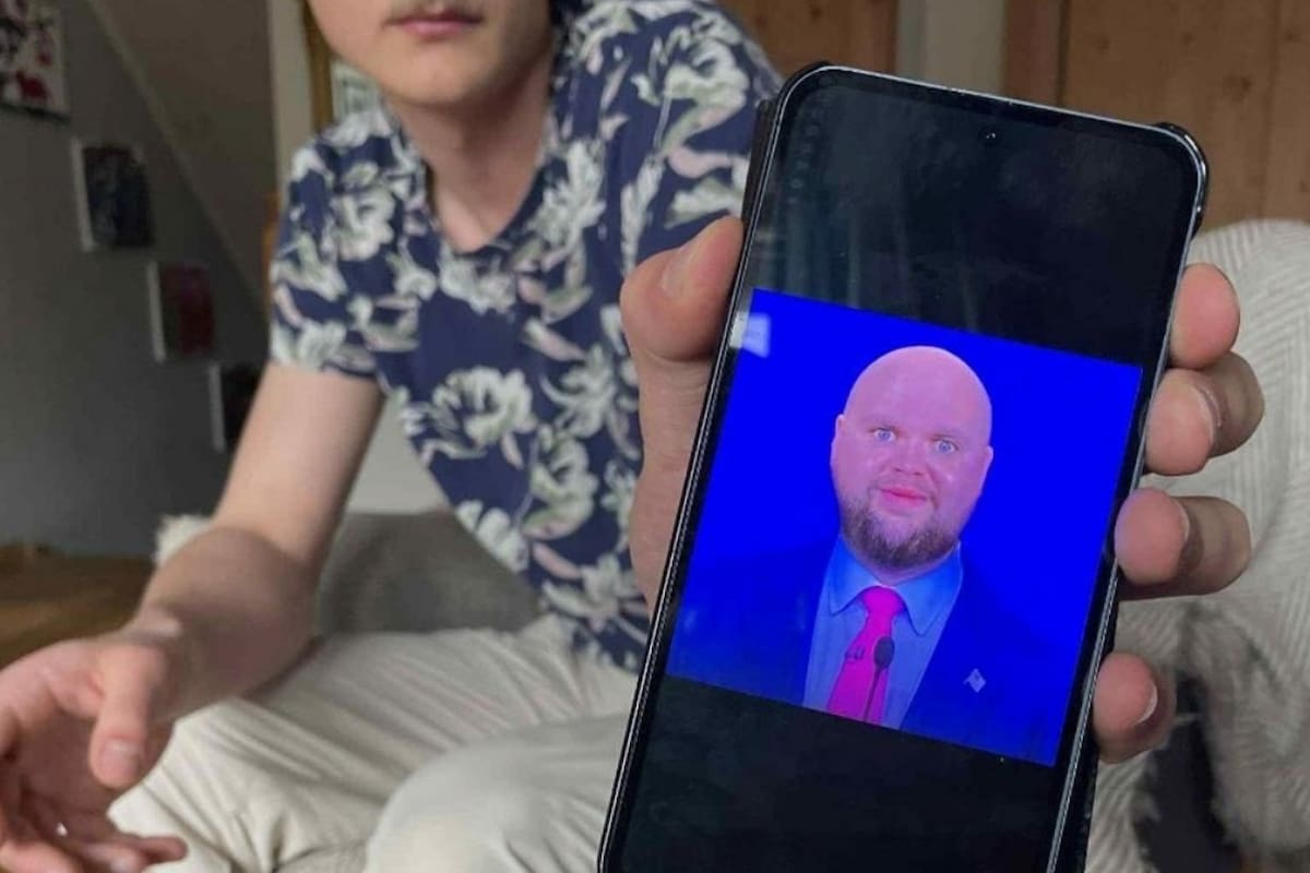 Por un meme, niegan entrada a joven noruego en EEUU