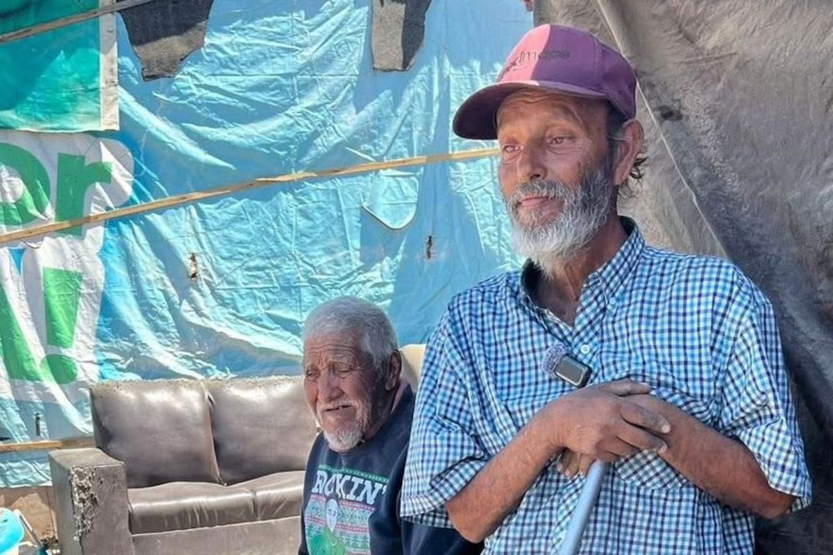 Piden ayuda para rescatar a viejitos abandonados en el Ejido Maclovio