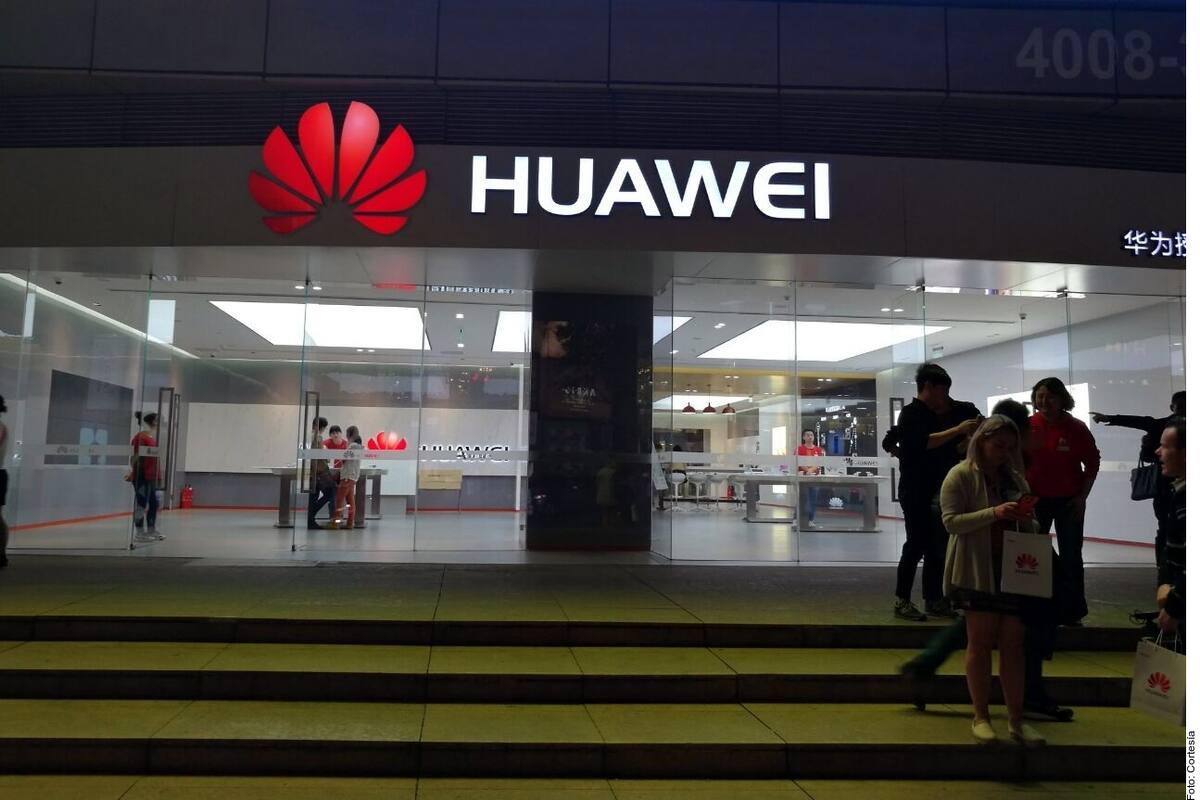 Anticipan rechazo a móviles Huawei