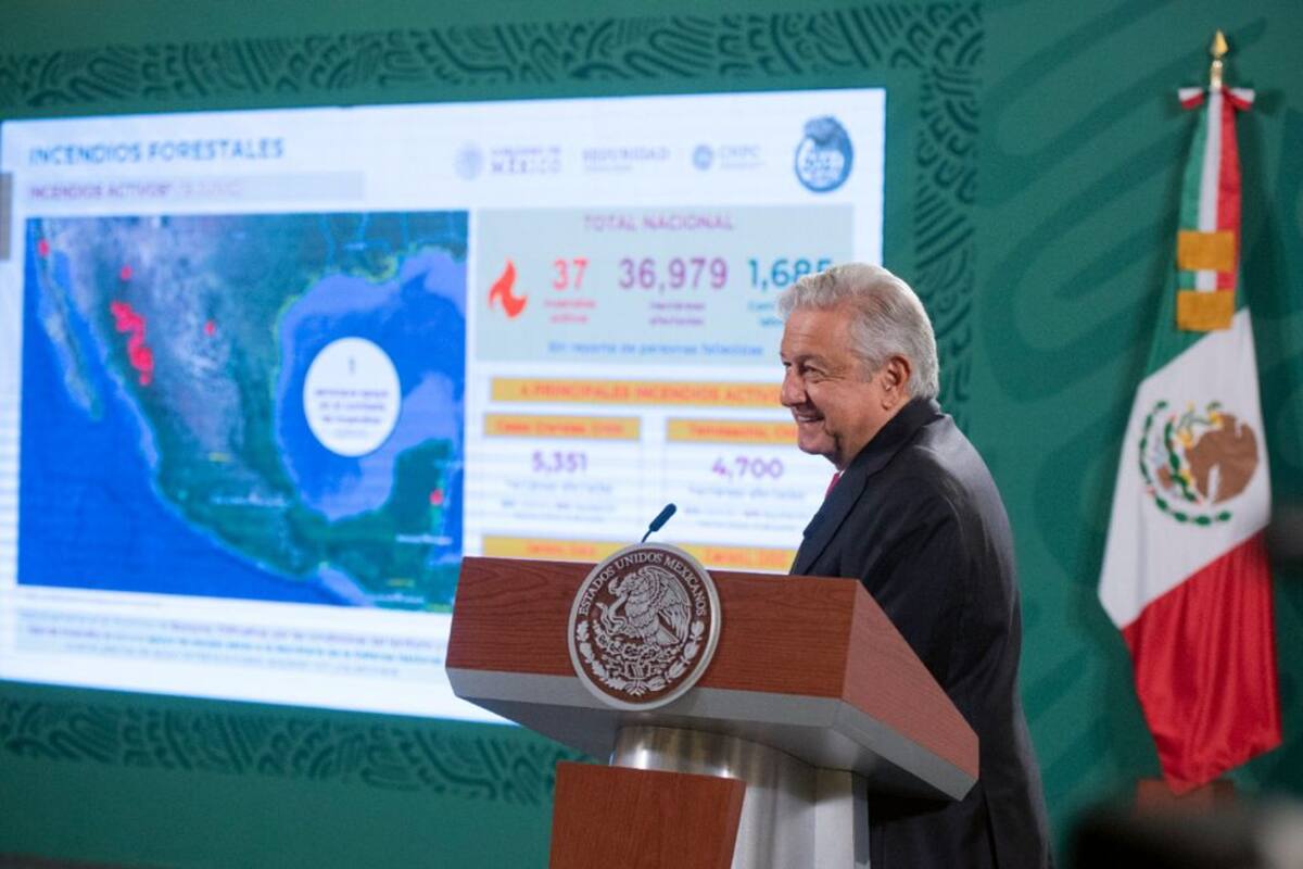 AMLO anuncia planta solar para Sonora; busca que no aumenten los precios de la luz