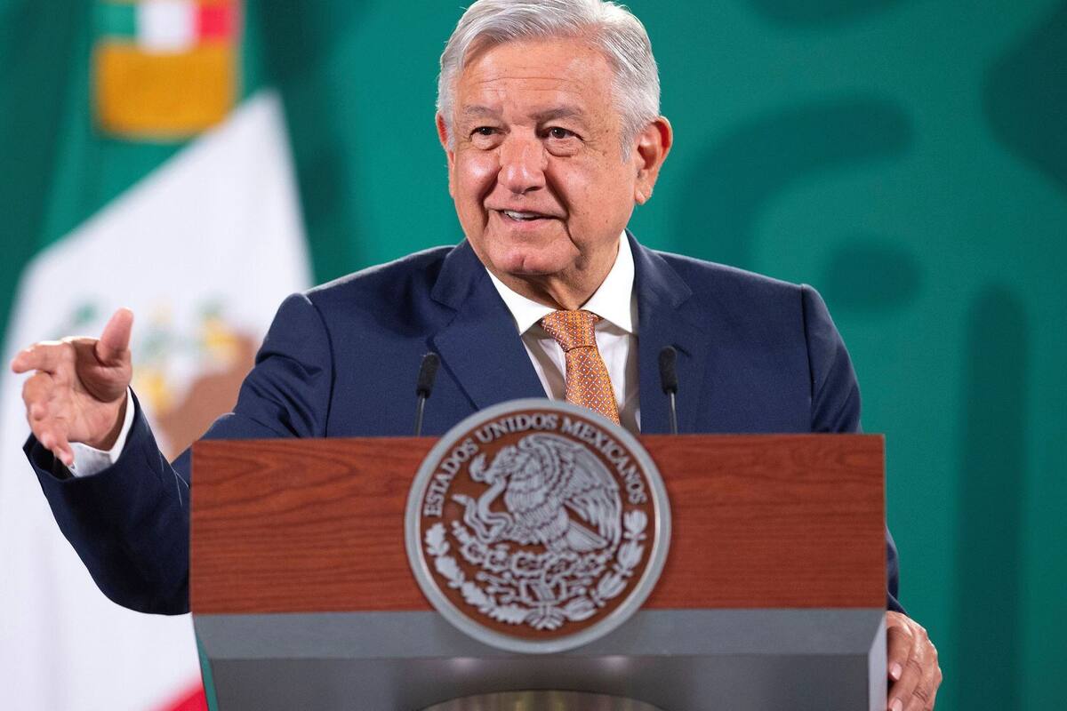 INE ordena a AMLO y Samuel García retirar publicaciones tras denuncias del PAN