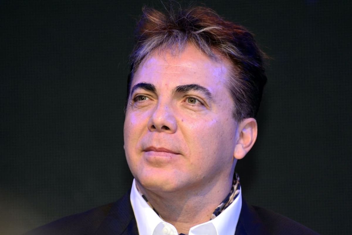 Así podrás ver en vivo la graduación de Cristian Castro y seguir el momento en tiempo real