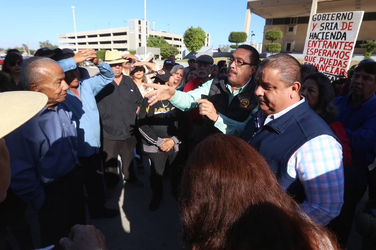 Deja Kiko Vega deuda a burócratas jubilados