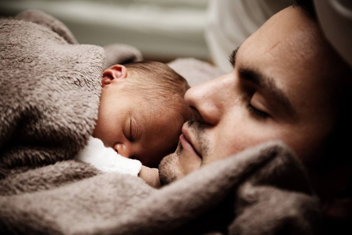 Licencia por paternidad: ¿Cuántos días deben de darme si me convierto en papá?