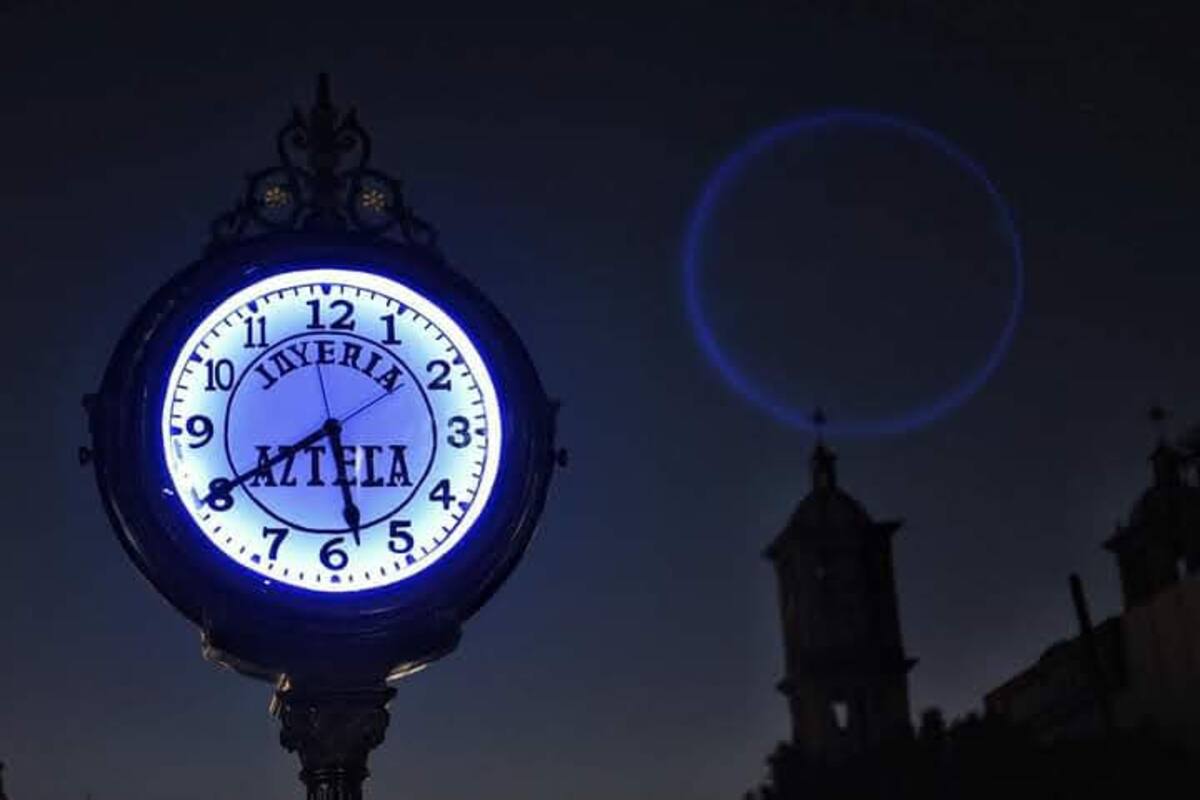 Celebró IMAC centenario del reloj de la Joyería Azteca
