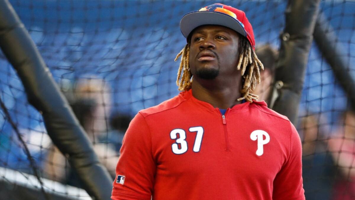 Odúbel Herrera le dejó marcas en el cuello a su novia