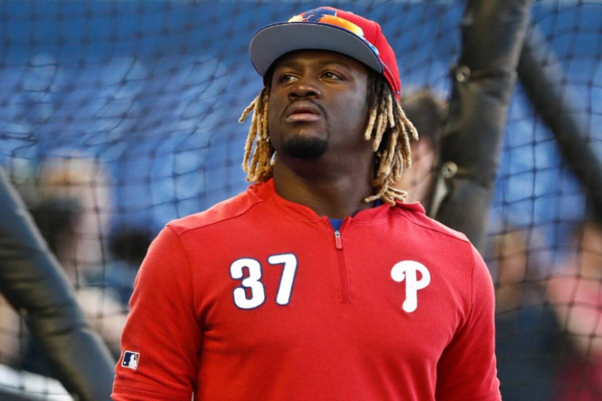 Odúbel Herrera le dejó marcas en el cuello a su novia