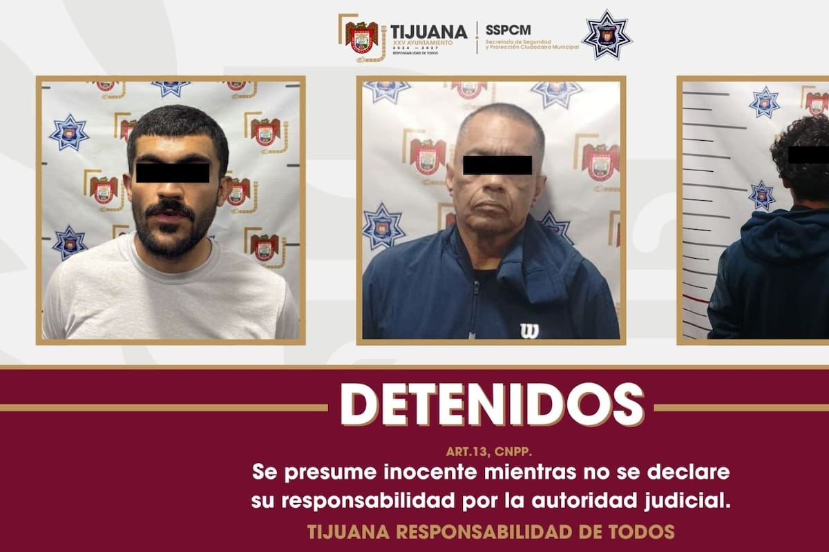 Detienen a tres por colocar mantas en puntos de Tijuana