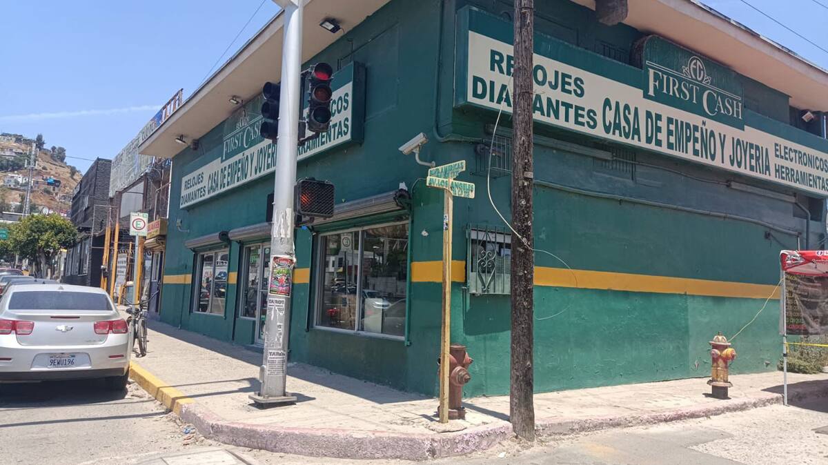 El comercio First Cash se ubica en la colonia Buena Vista.