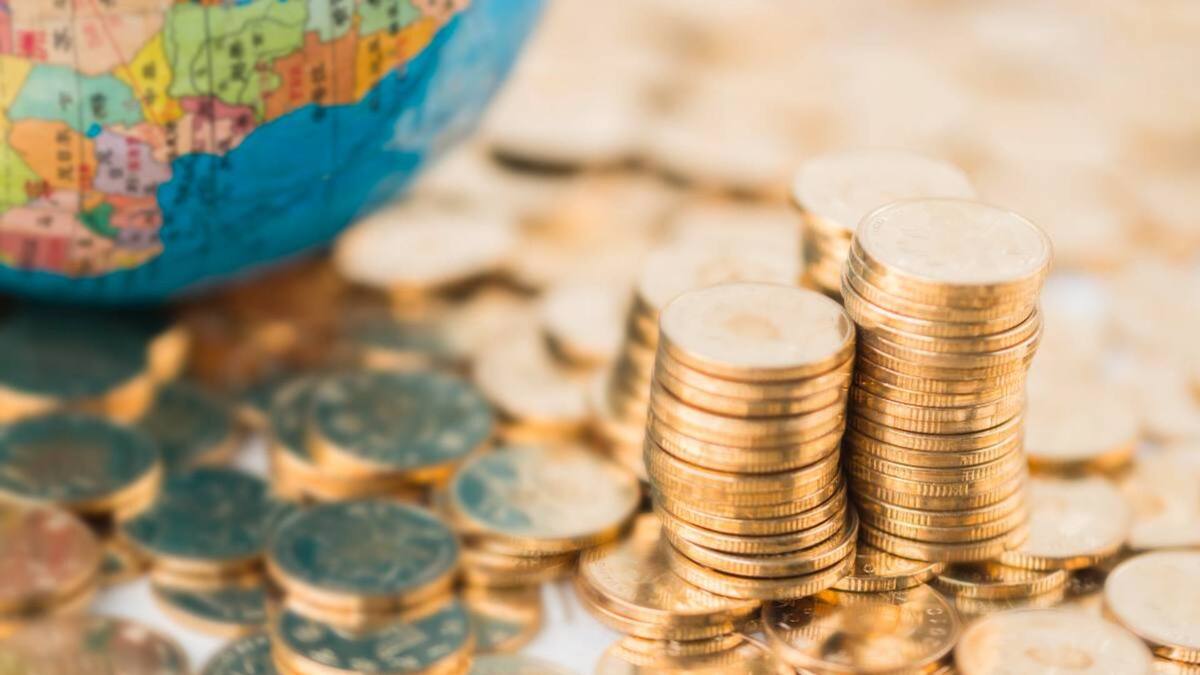 Deuda mundial se acerca a los 7 billones de dólares; es un nuevo récord anual