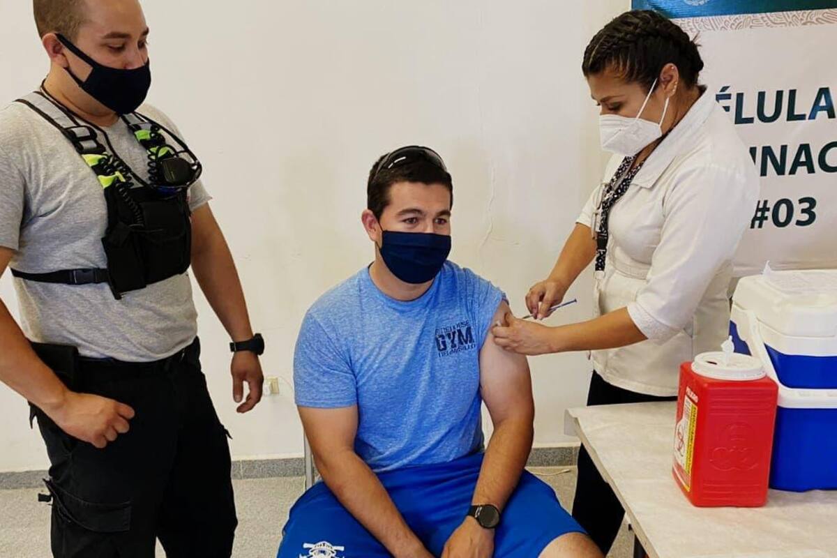 ¿Dónde se aplicará la segunda dosis de la vacuna Covid a jóvenes?